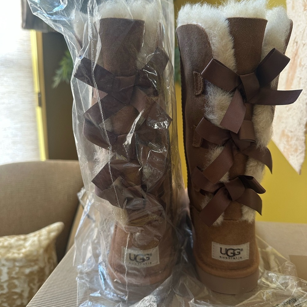 UGG Chestnut Tall Bow-Back Shearling Boots